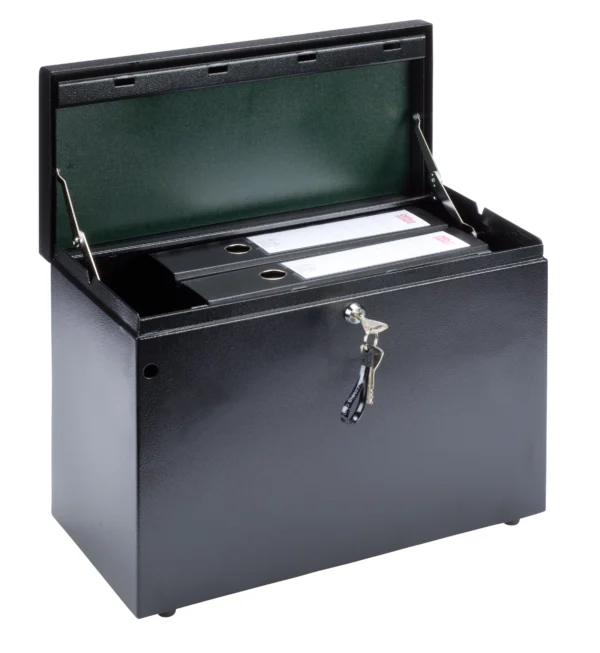 Caseva Secure Pilot Case. A large secure case with a classic design and Assa Abloy lock.